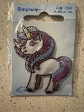 Simplicity Kids Unicorn Iron-On Appliqué - 2 inches - NWT